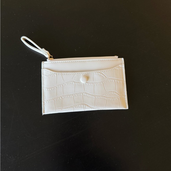 Handbags - White Croc-Embossed Card Holder